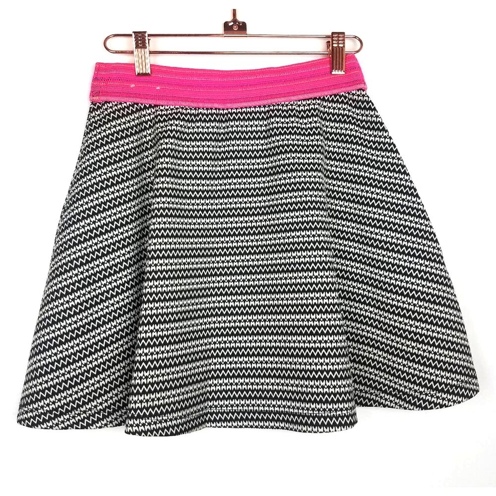 Bethany Mota | Black & White Mini Circle Skirt Small